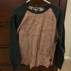 Express large brown / dark gray waffle shirt